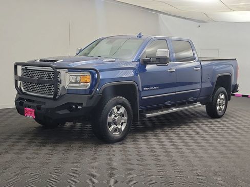 Used 2017 GMC Sierra 3500 Denali w/ Duramax Plus Package image 1