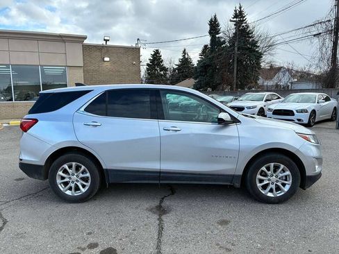 Used 2020 Chevrolet Equinox LT w/ LPO, Floor Liner Package image 4