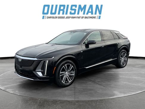 Used 2024 Cadillac Lyriq Luxury image 2
