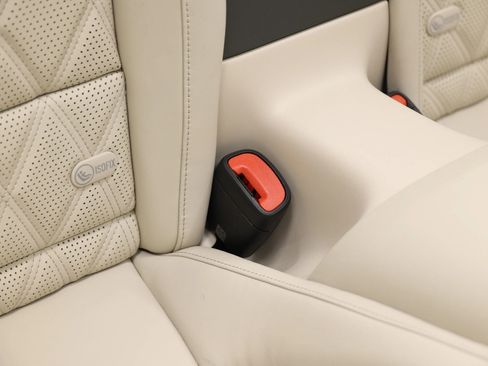 Used 2022 Mercedes-Benz SL 55 AMG 4MATIC image 75