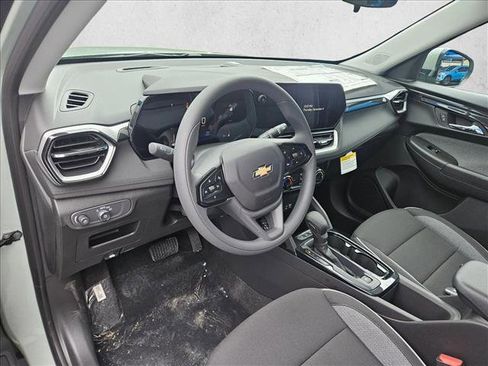 New 2026 Chevrolet TrailBlazer LT w/ Driver Confidence Package image 3