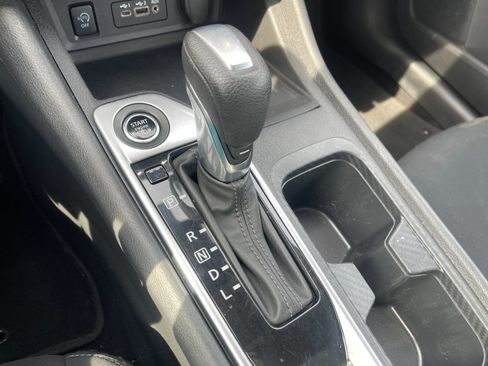 Used 2024 Nissan Sentra SV image 22