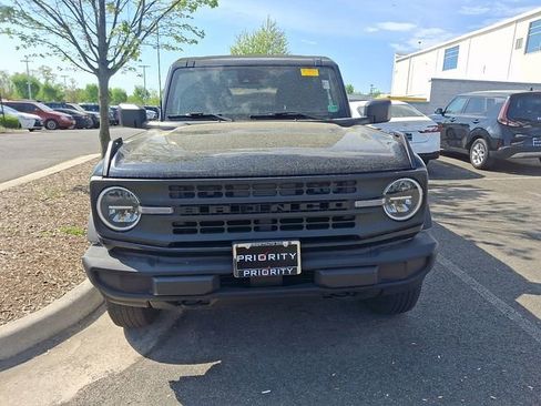Used 2022 Ford Bronco 4-Door image 3