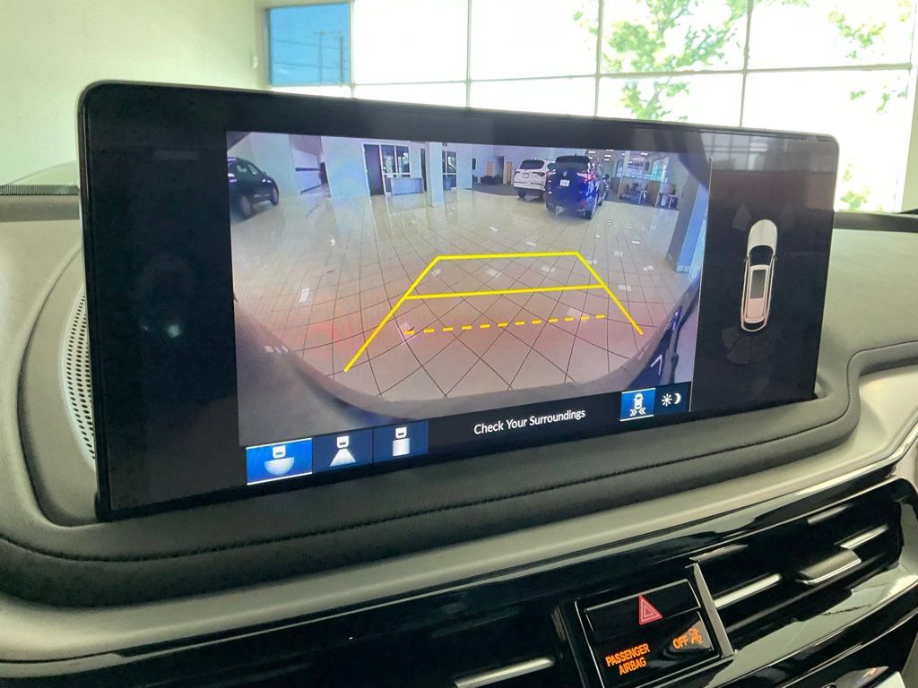 Certified 2026 Acura MDX w/ Technology Package AWD/4WD image 18