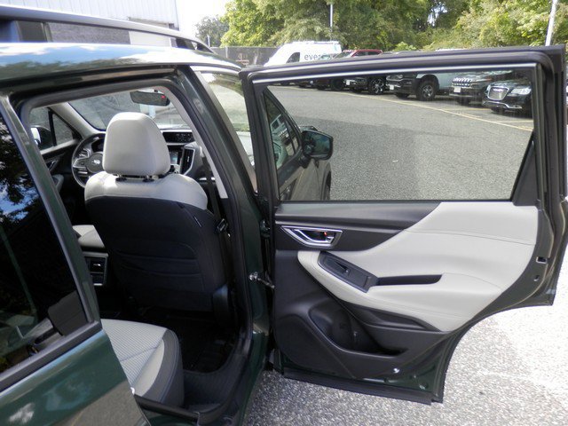Used 2023 Subaru Forester Premium AWD/4WD image 37