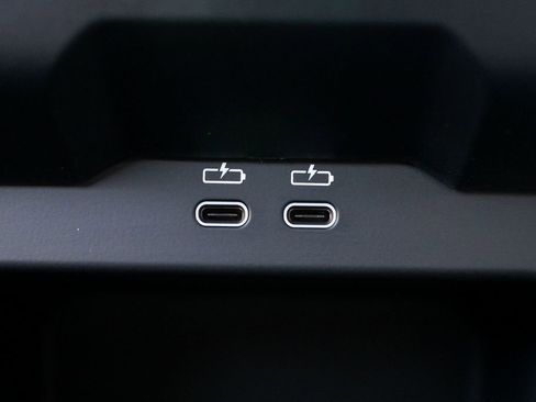 Used 2025 BMW i5 xDrive40 w/ M Sport Package image 32