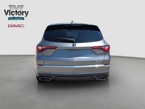 Used 2024 Acura MDX SH-AWD image 16