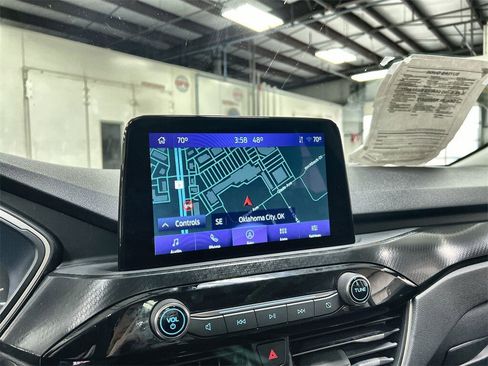 Used 2022 Ford Escape SEL w/ SEL Stealth AWD Package image 32