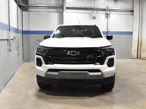 Used 2024 Chevrolet Colorado Z71 AWD/4WD image 29