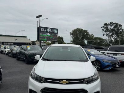 Used 2022 Chevrolet Trax LS