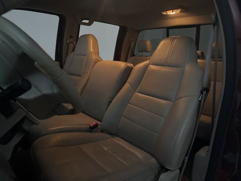 Used 2010 Ford F350 Lariat image 23