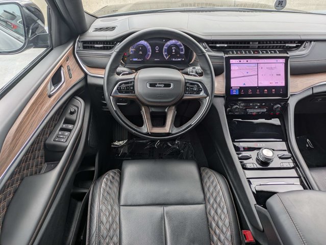 Certified 2025 Jeep Grand Cherokee Summit AWD/4WD image 17
