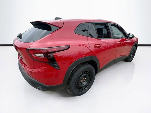 New 2026 Chevrolet Trax LS image 6