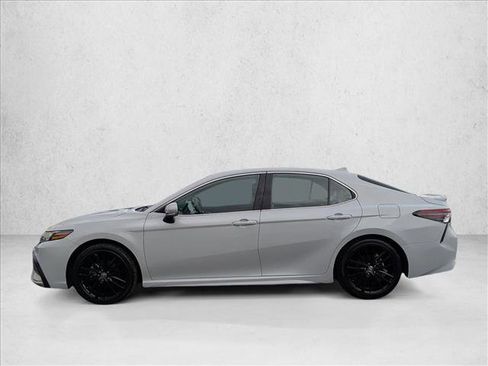 Used 2024 Toyota Camry XSE image 9