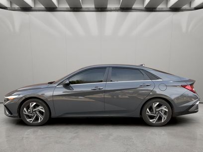 Used 2025 Hyundai Elantra SEL