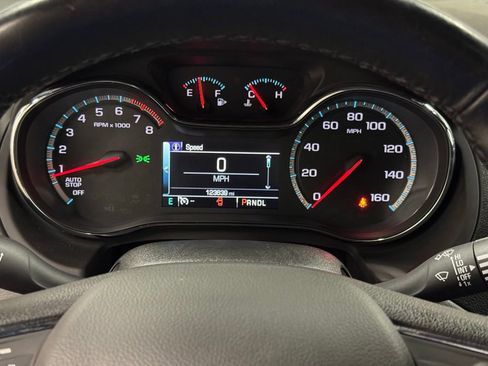 Used 2017 Chevrolet Cruze Premier image 41