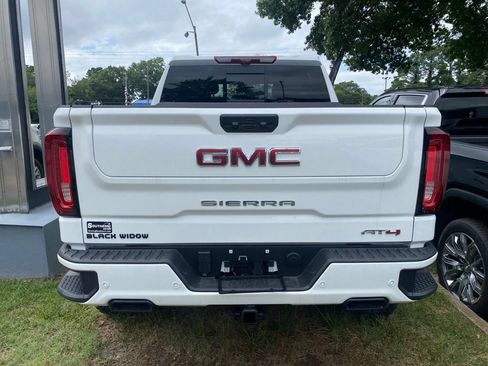 New 2026 GMC Sierra 1500 AT4 w/ AT4 Premium Package AWD/4WD image 40