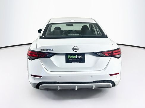 Used 2025 Nissan Sentra SV FWD image 7