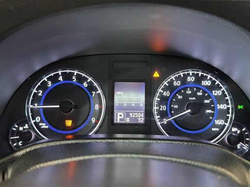 Used 2012 INFINITI G37 Journey w/ Premium Pkg RWD image 29