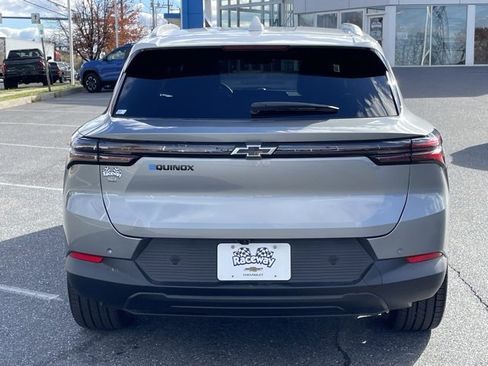 New 2026 Chevrolet Equinox EV LT w/ LPO, Tech Bronze Package image 6