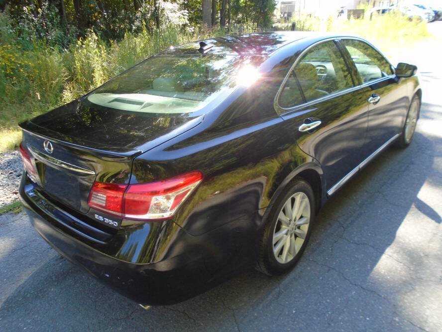 Used 2010 Lexus ES 350 w/ Preferred Accessory Package FWD image 5
