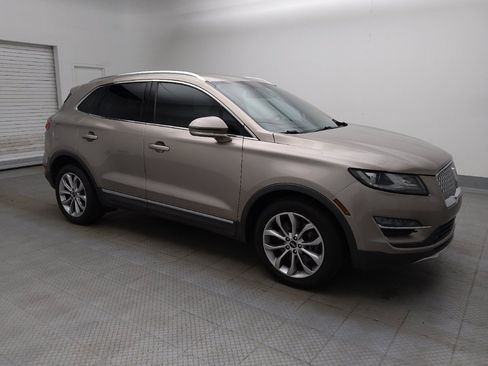 Used 2019 Lincoln MKC Select w/ Select Plus Package AWD/4WD image 11