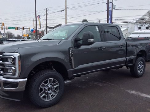 New 2026 Ford F350 Lariat image 7