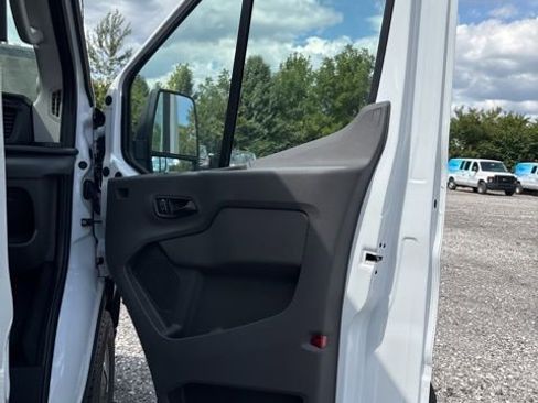 New 2025 Ford Transit 250 Base image 18