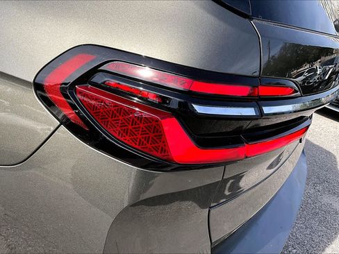 Used 2026 BMW X7 xDrive40i image 29