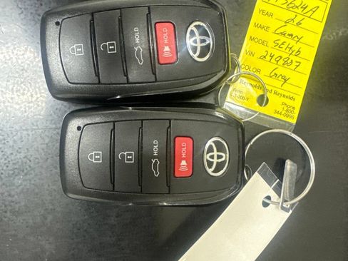 Used 2026 Toyota Camry SE w/ Convenience Package FWD image 35