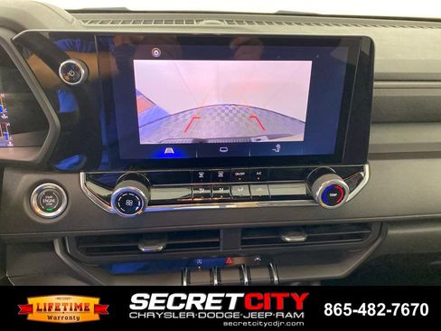 Used 2023 Chevrolet Colorado W/T w/ WT Convenience Package II RWD image 21