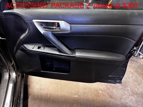 Used 2016 Lexus CT 200h w/ Navigation Package image 9