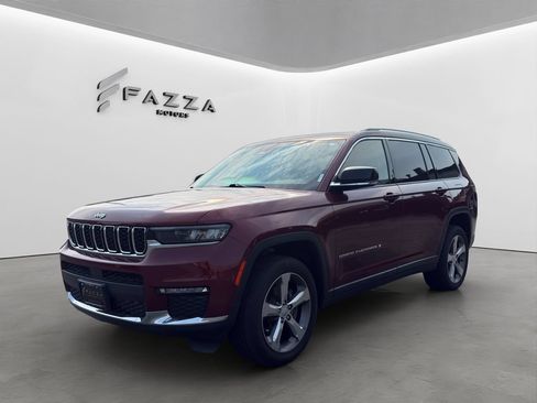 Used 2021 Jeep Grand Cherokee L Limited AWD/4WD image 1