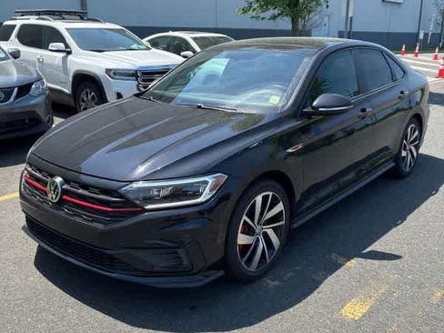 Used 2019 Volkswagen Jetta GLI Autobahn FWD image 2