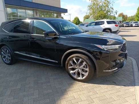 Used 2023 Acura MDX SH-AWD w/ Technology Package image 7