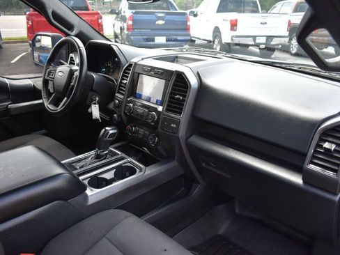 Used 2020 Ford F150 XLT w/ Equipment Group 302A Luxury RWD image 12