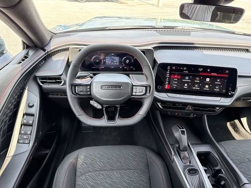 New 2026 Dodge Charger R/T AWD/4WD image 13