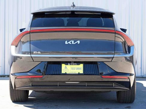 Used 2023 Kia EV6 Wind image 10
