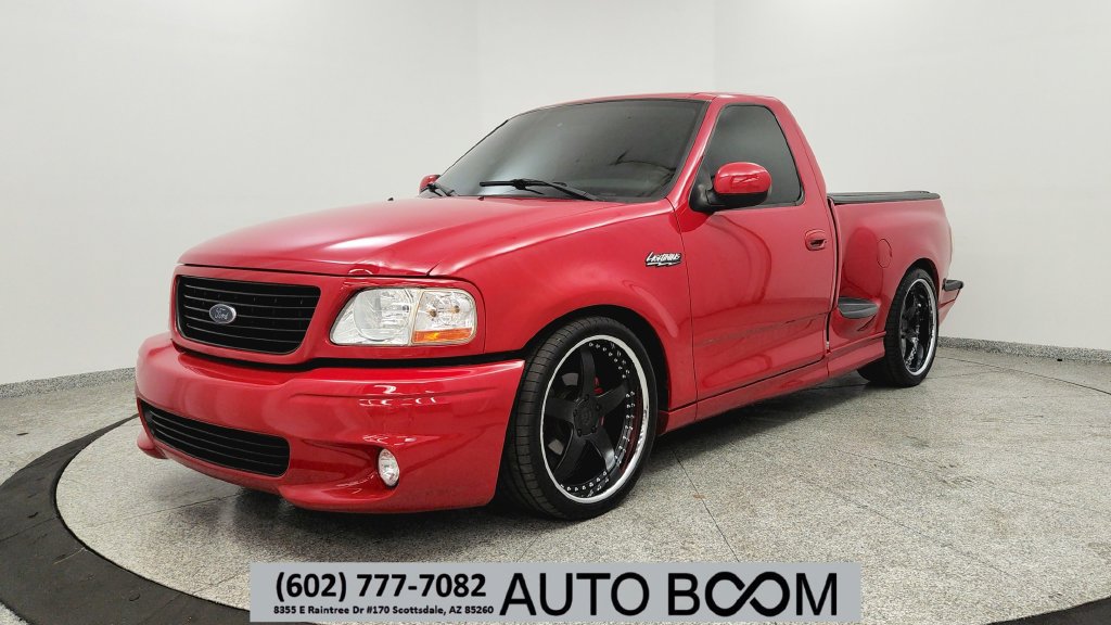 Used 2004 Ford F150 Lightning RWD image 1