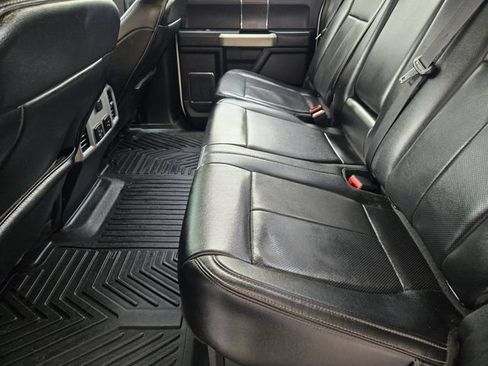 Used 2020 Ford F250 Lariat w/ Lariat Value Package AWD/4WD image 33