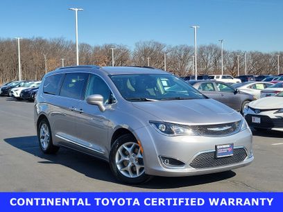 Used 2019 Chrysler Pacifica Touring-L Plus w/ Tire & Wheel Group