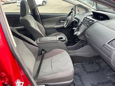Used 2012 Toyota Prius V Three FWD image 12