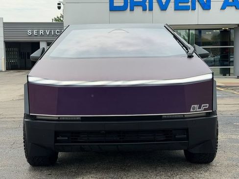 Used 2024 Tesla Cybertruck Cyberbeast AWD/4WD image 2