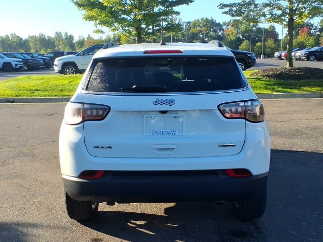 Used 2023 Jeep Compass Latitude AWD/4WD image 5