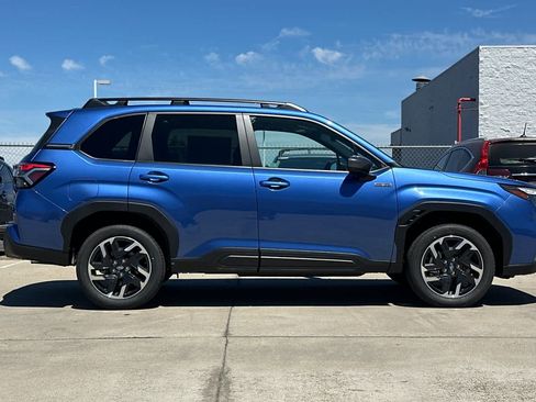 New 2026 Subaru Forester Premium AWD/4WD image 2