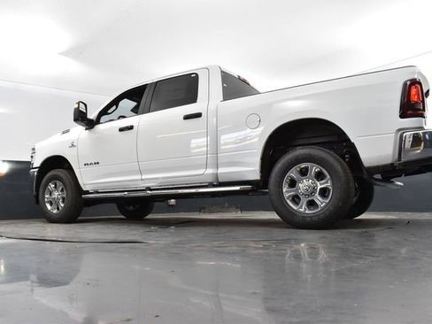 New 2025 RAM 2500 Big Horn AWD/4WD image 44