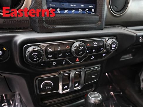 Used 2020 Jeep Wrangler Sport AWD/4WD image 20