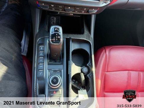 Used 2021 Maserati Levante GranSport image 25