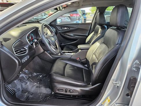 Used 2017 Chevrolet Malibu Premier w/ Premier Sun and Wheel Package image 15