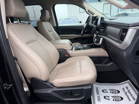 Certified 2024 Ford Expedition Max XLT image 12